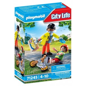 Paramedico con Bambino di Playmobil