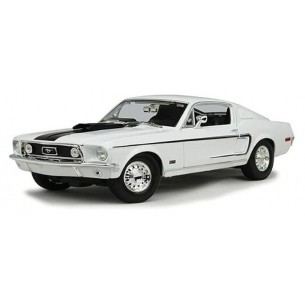 1/18 Ford Mustang Gt Cobra Jet Fb 1968 White di Maisto