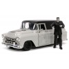 Frankenstein 1957 Chevy Suburban in Scala 1:24 con Personaggio di Simba Jada